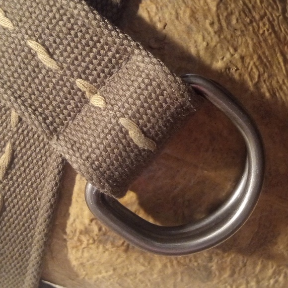 Military Style Adjustable Versatile Belt! Light Green W/Oversized Tan Stitching - Picture 6 of 11